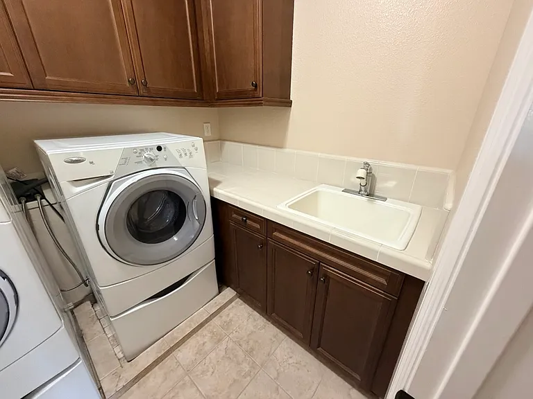 7028 Cinnamon Teal St — Photo 46