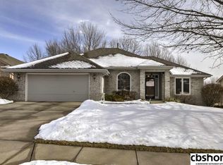 2321 Nelsons Creek Dr, Omaha, NE 68116