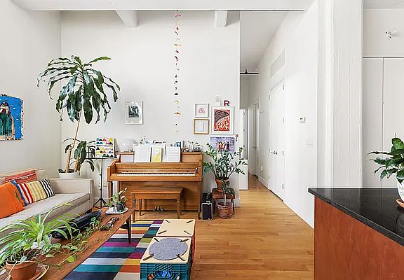 4th image of 970 Kent Ave APT 602