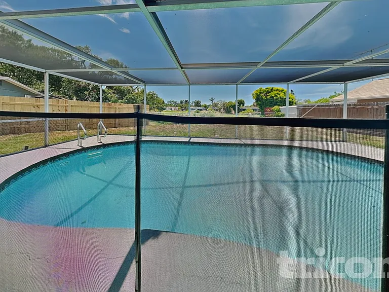 6160 Rockefeller Ave — Photo 13