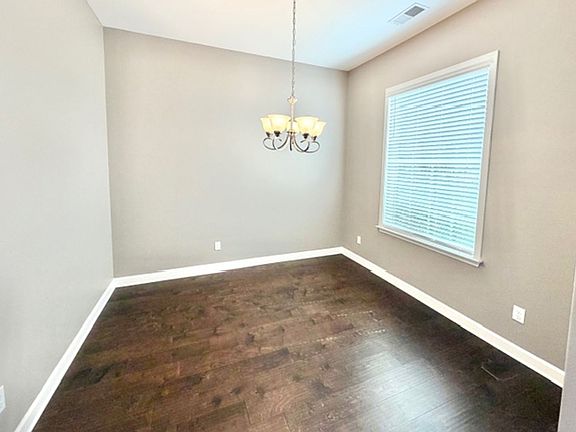 4th image of 4172 Shinault Ln