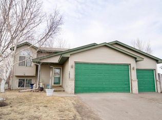 1455 Marigold Dr S, Cambridge, MN 55008