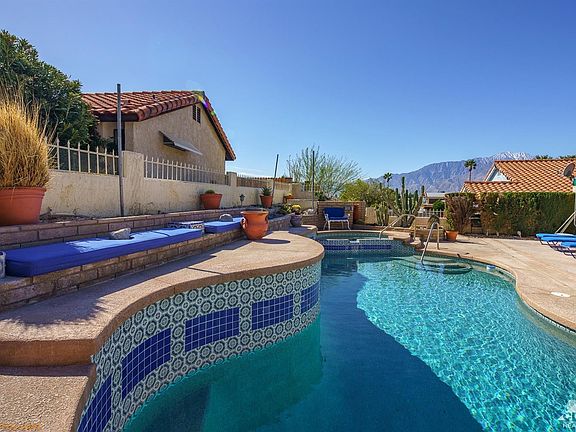 4th image of 64495 Pinehurst Cir