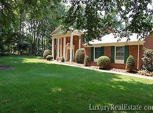 1960 Limb Tree Ln, Vienna, VA 22182