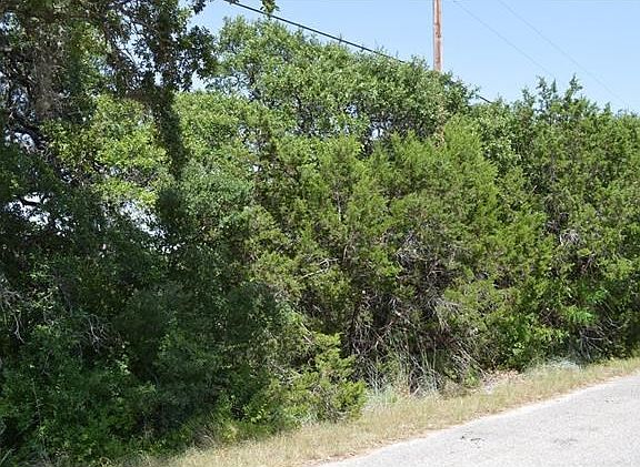 3rd image of 17618 Tammye Ln