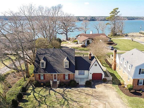 3rd image of 51 Hertzler Rd