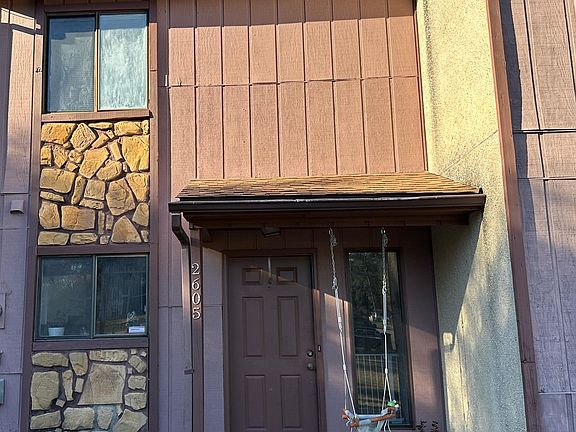2nd image of 2605 Clara Kee Blvd