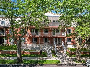 64-34 Grand Central Parkway Sr W #2A, Forest Hills, NY 11375