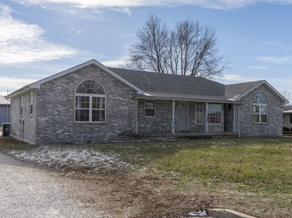 418 W Martin St, Cairo, MO 65239
