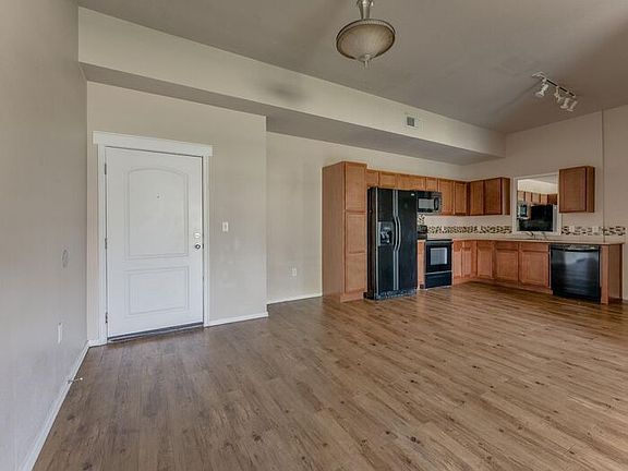 2nd image of 715 Monnett Ave #205