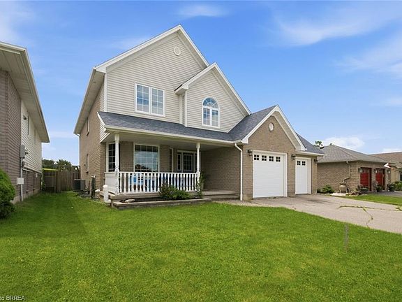 4th image of 61 Sunnyside Dr