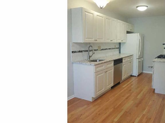 5th image of 124 Bellwood Ct