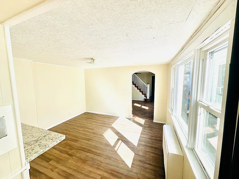 234 Franklin St — Photo 32