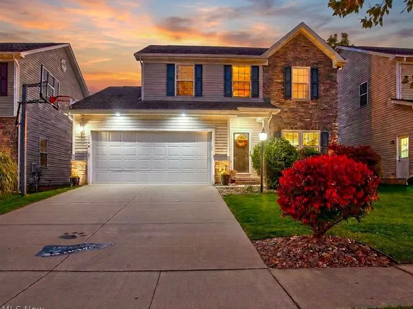 10399 Fox Hollow Cir, Twinsburg, OH 44087