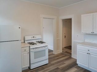 23-25 Maple St #2, Waltham, MA 02453