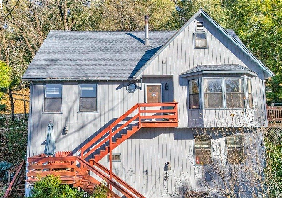 1st image of 20550 Ponderosa Way