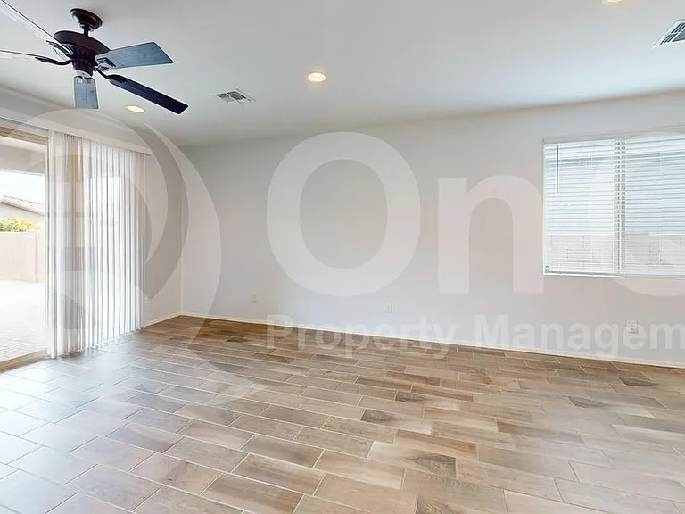 11929 E Ryscott Cir — Photo 6