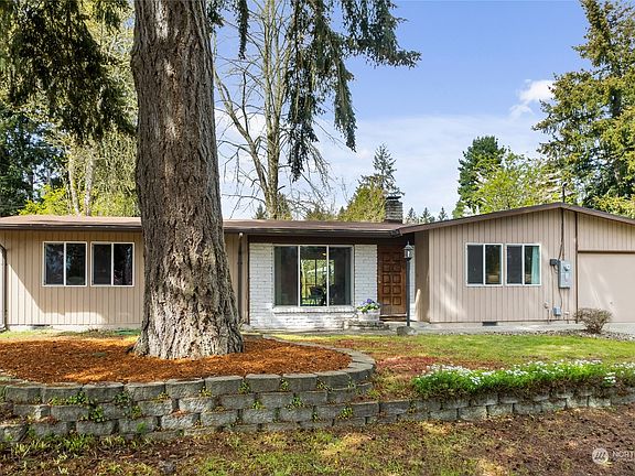 2nd image of 4902 66th Avenue W