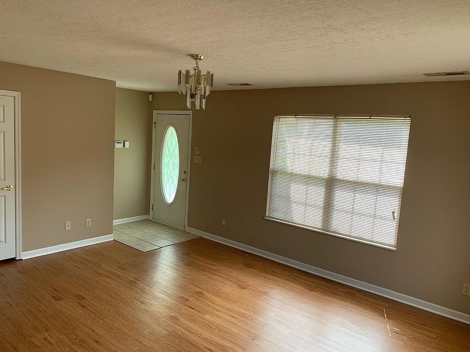 1st image of 1123 Fellowship Ln