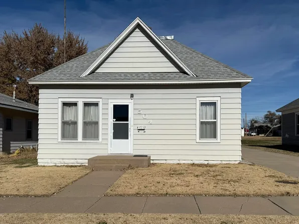 504 E 6th St, Hoisington, KS 67544