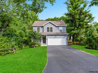 22 Toriana Ct, Schenectady, NY 12304