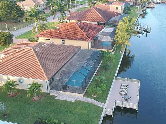 4th image of 2905 SW 39th St