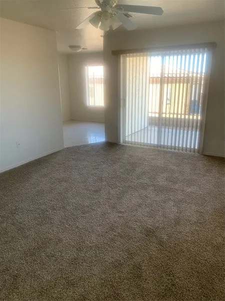 Building Photo - 3424 Sunriver Rd #1