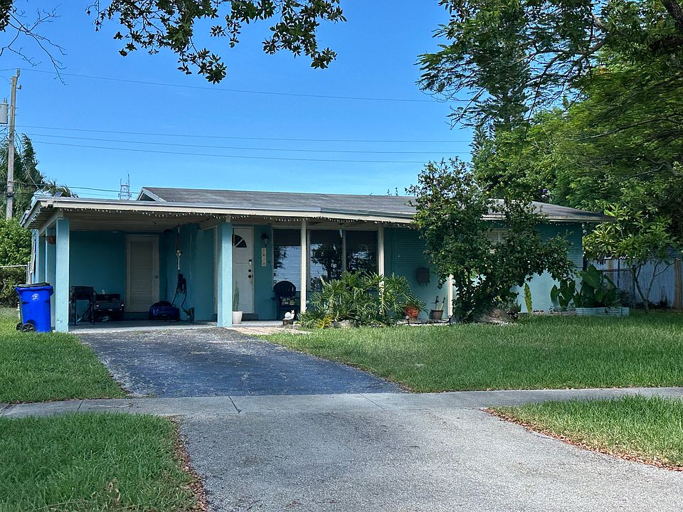 1st image of 1624 E River Dr