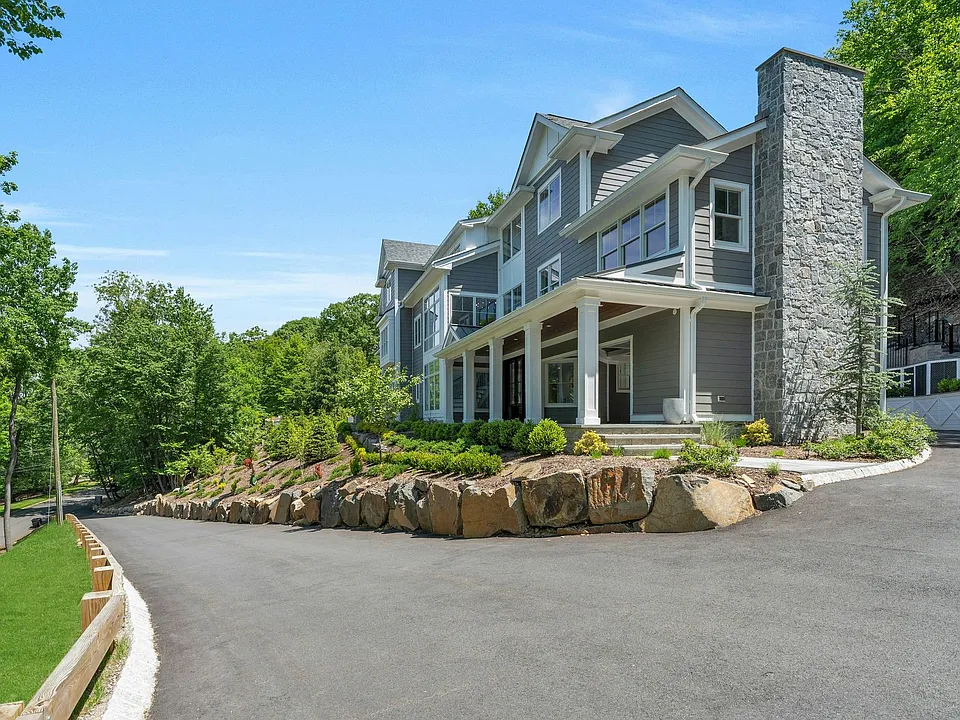 976 Scioto Dr