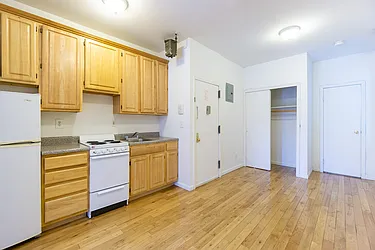 Rented by City Connections Realty