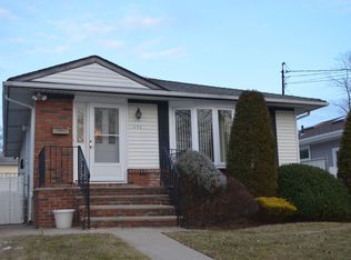 171 Seidman Ave, Staten Island, NY 10312