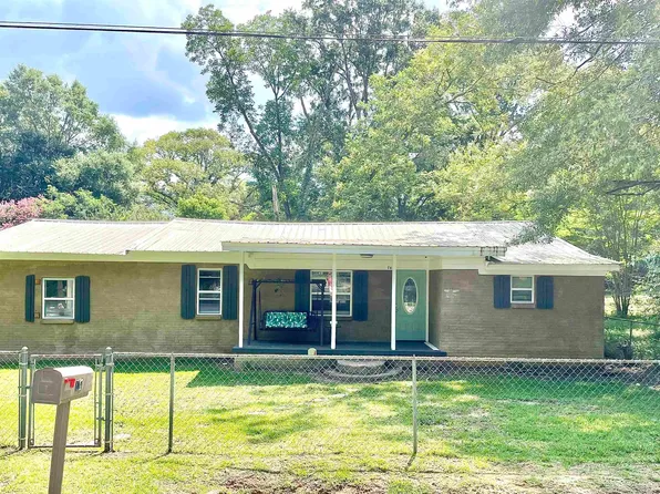 74 Linden St, Monroeville, AL 36460