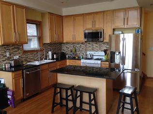 1956 W Diversey Pkwy #3, Chicago, IL 60614