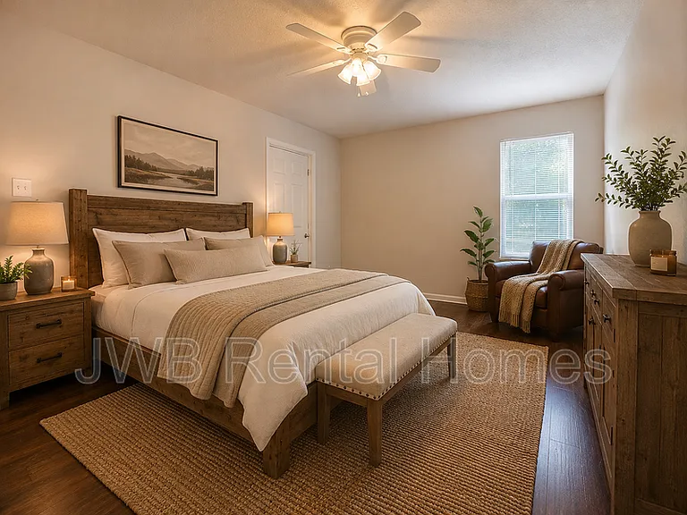 2042 Sheridan St — Photo 9