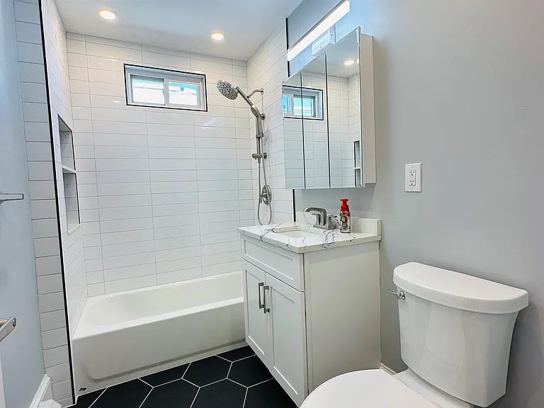 28 Melbourne St #3 — Photo 10