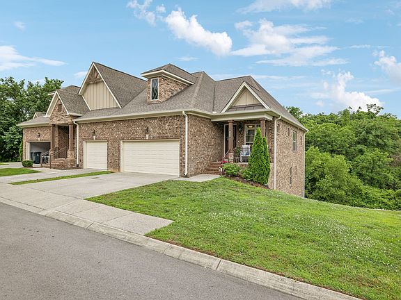 3rd image of 5016 Southfork Blvd