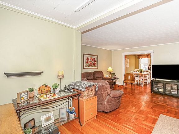 5th image of 107-59 110th St