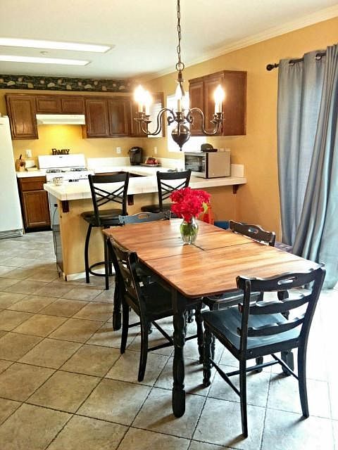 2nd image of 15474 Hamilton Ln