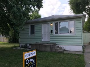 936 S Kimball St, Grand Island, NE 68801