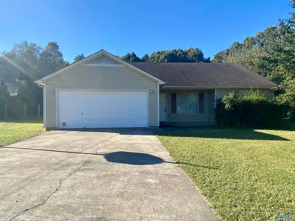 242 Comet Dr, Toney, AL 35773