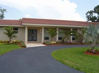 7700 Palmetto Ct, Pinecrest, FL 33156