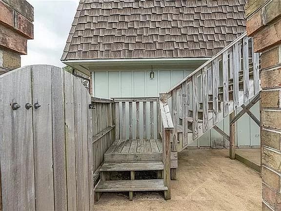 3rd image of 1614 Ocean Bay Dr