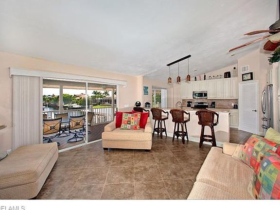 3rd image of 531 Fieldstone Dr