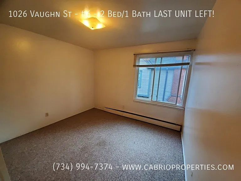 1026 Vaughn St — Photo 5