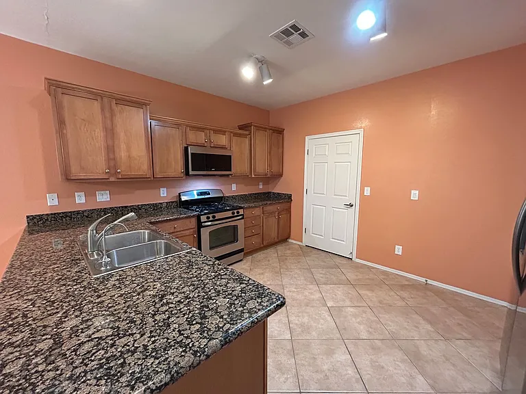 8961 Appellation Ave — Photo 6
