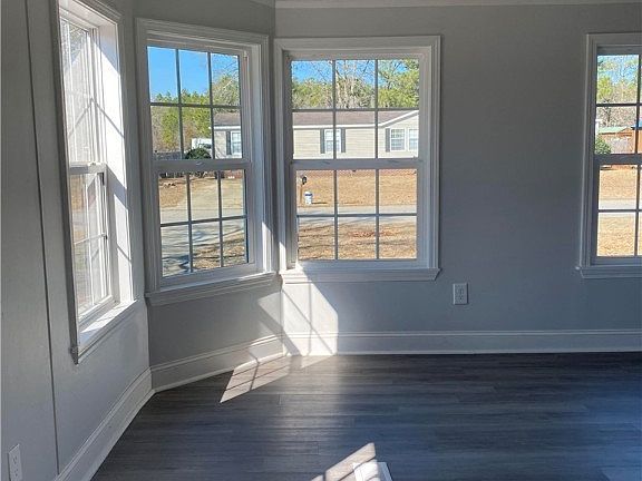 5th image of 4931 Southmill Dr