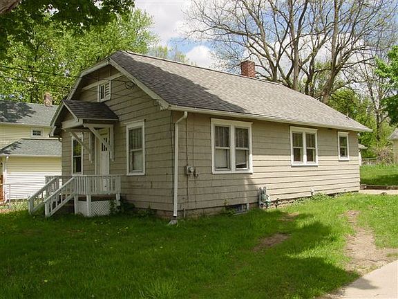 2211 River