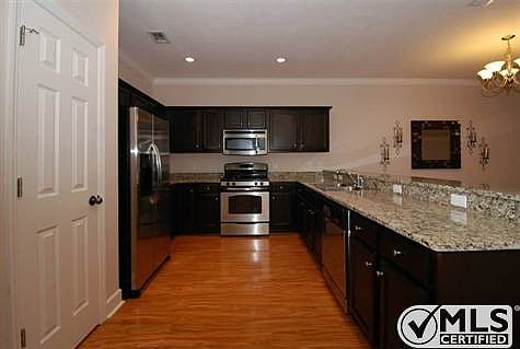 5th image of 2903 Hampton Meadow Dr #1