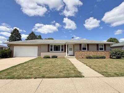1429 N Pontiac Dr, Janesville, WI, 53545