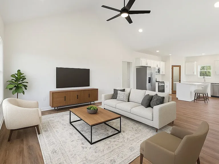 174 Amos Cir — Photo 3